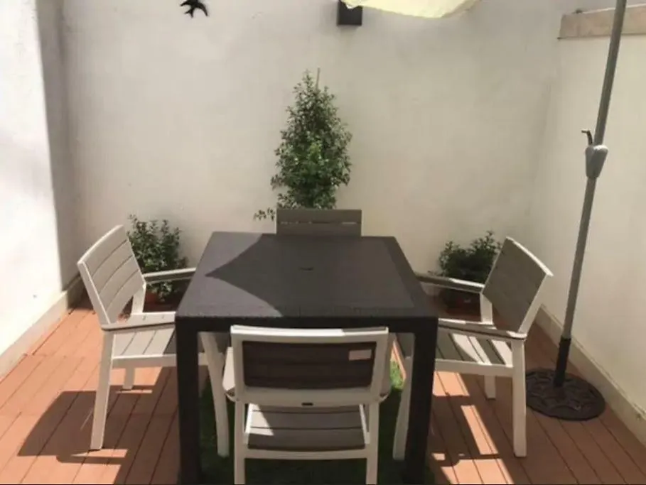 Amazing Flat In Madragoa location